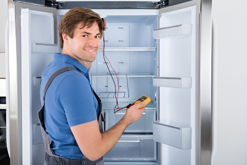 Refrigerator repair in Thornton
